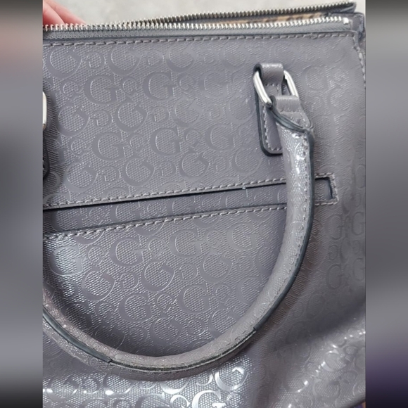 Guess Purse - Picture 3 of 10